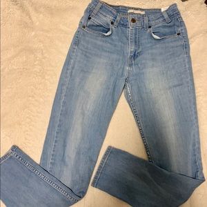 Levi’s Mid-Rise Jeans